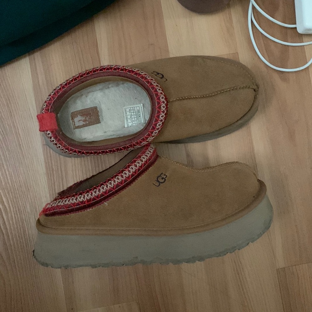 Chestnut women Tazz slippers with platform